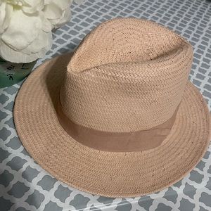 Banana Republic light pink straw hat size small/medium
